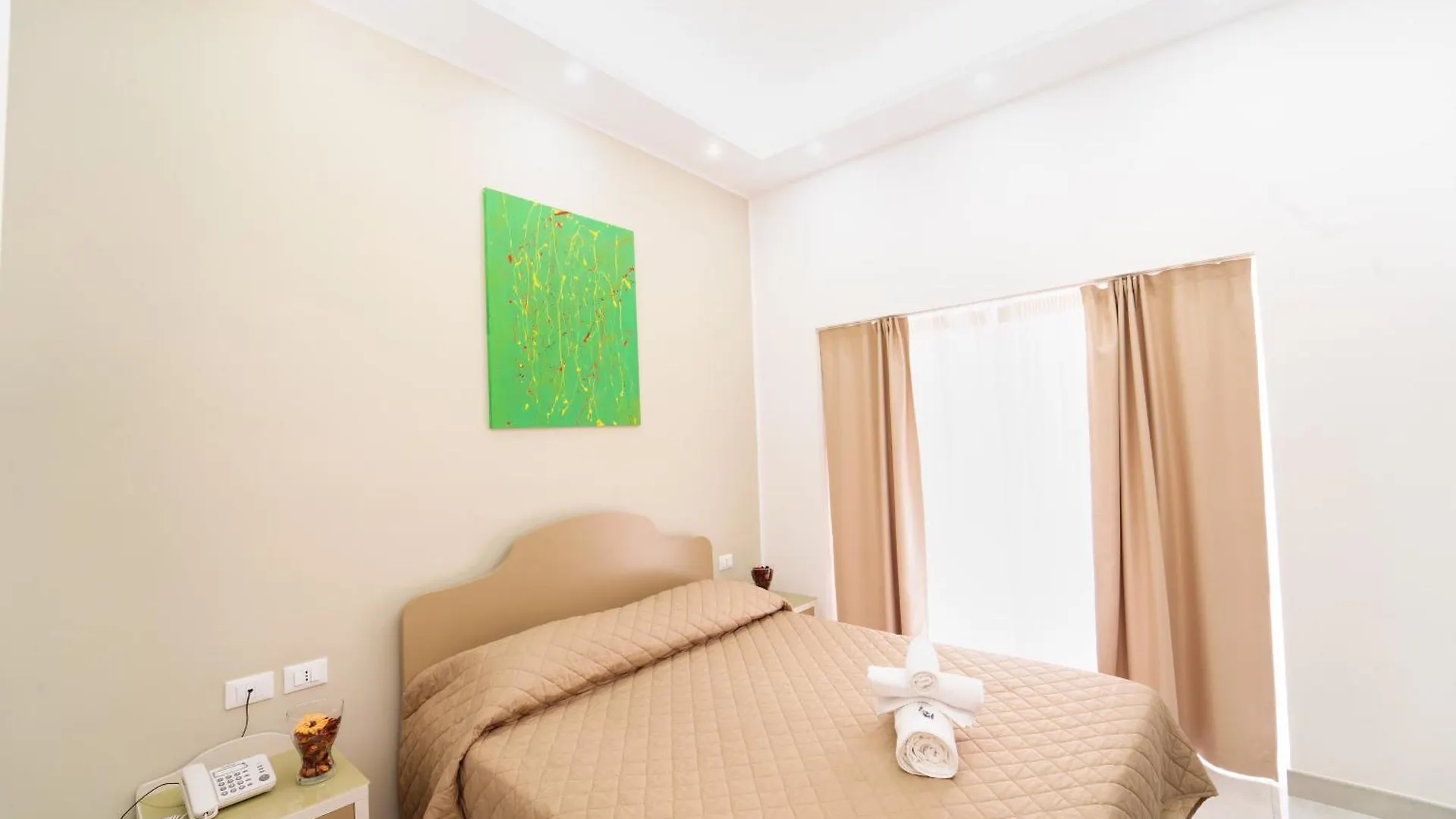 Al Campanile H Napoli Centro, By Clapa Group Hotel 3*, Napels