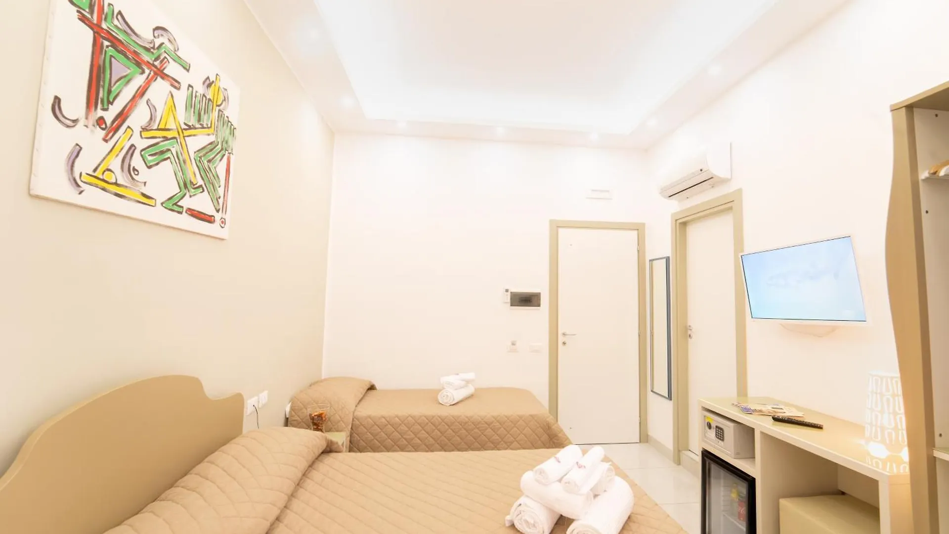 Al Campanile H Napoli Centro, By Clapa Group Hotel Napels