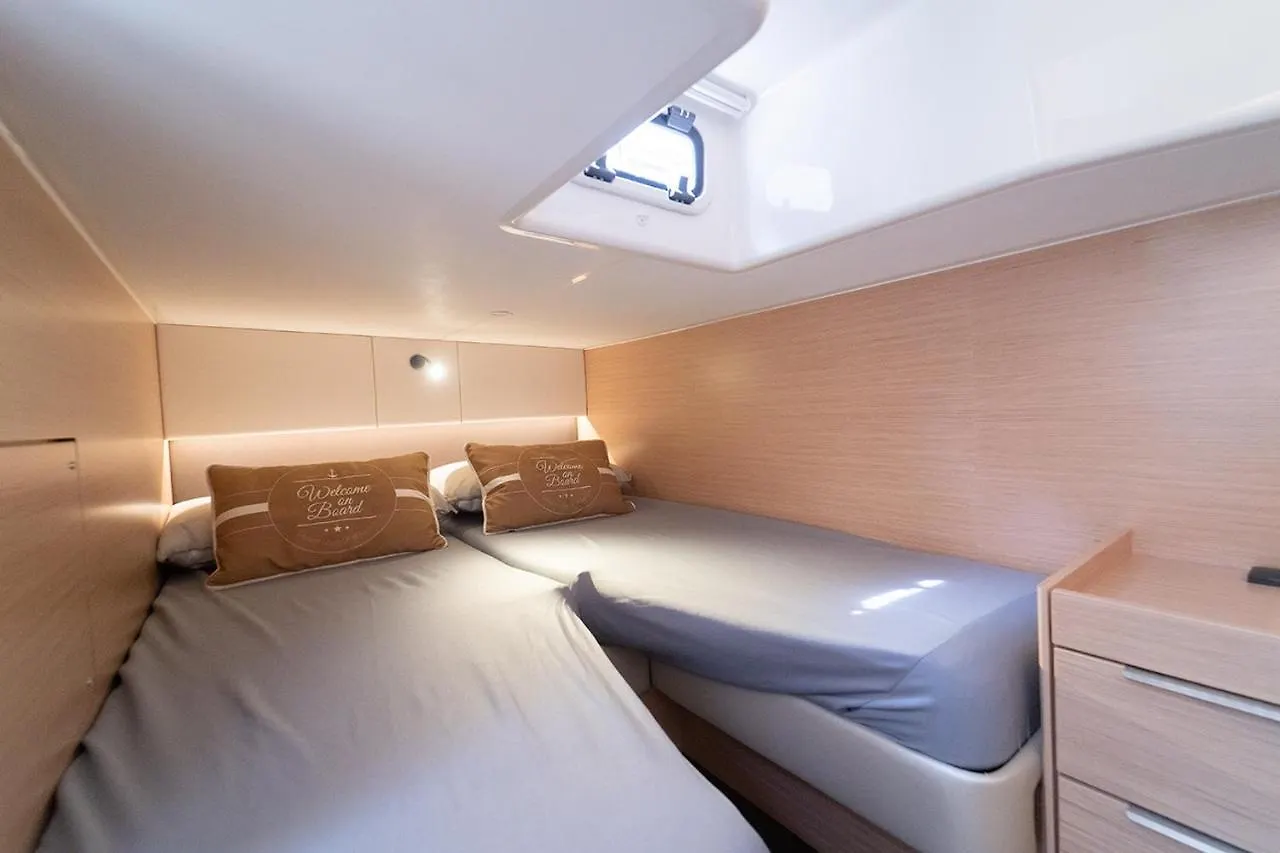 Guest house Al Campanile H Napoli Centro, By Clapa Group Hotel