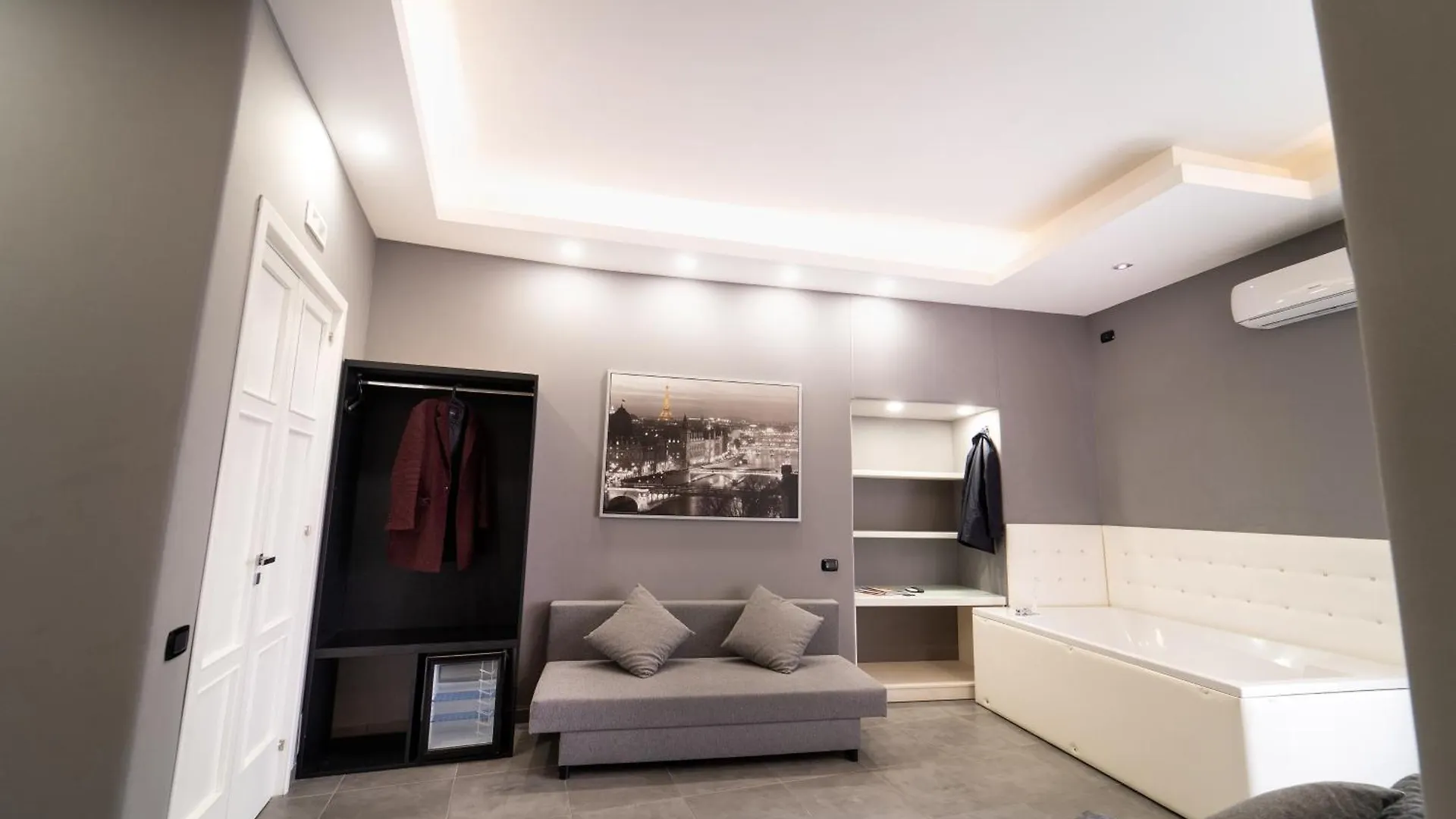 Al Campanile H Napoli Centro, By Clapa Group Hotel Italy